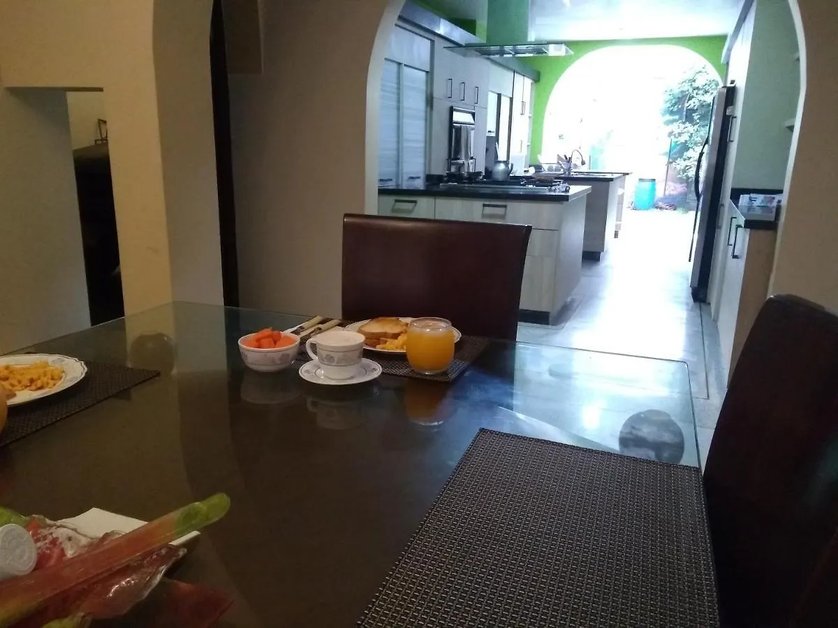 Hostal Casa Impacto - Limonar