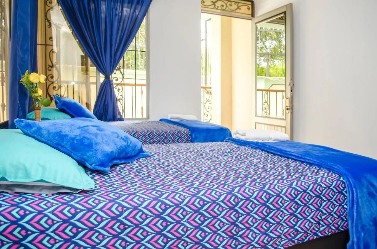 Casa Impacto - Limonar Hostal Cali